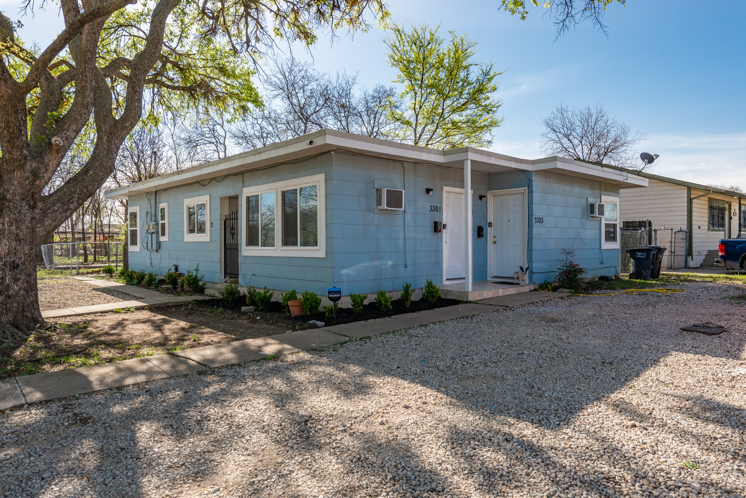 3301 Willing Avenue